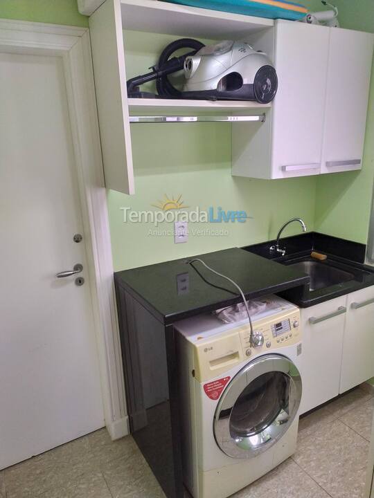 Apartamento para aluguel de temporada em Balneário Camboriú (Praia Central)