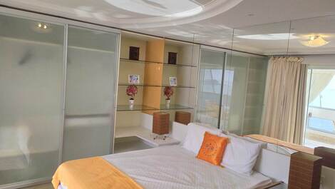 Frente Mar 3 Suites Balneario Camboriu Vista Panoramica Total da Praia