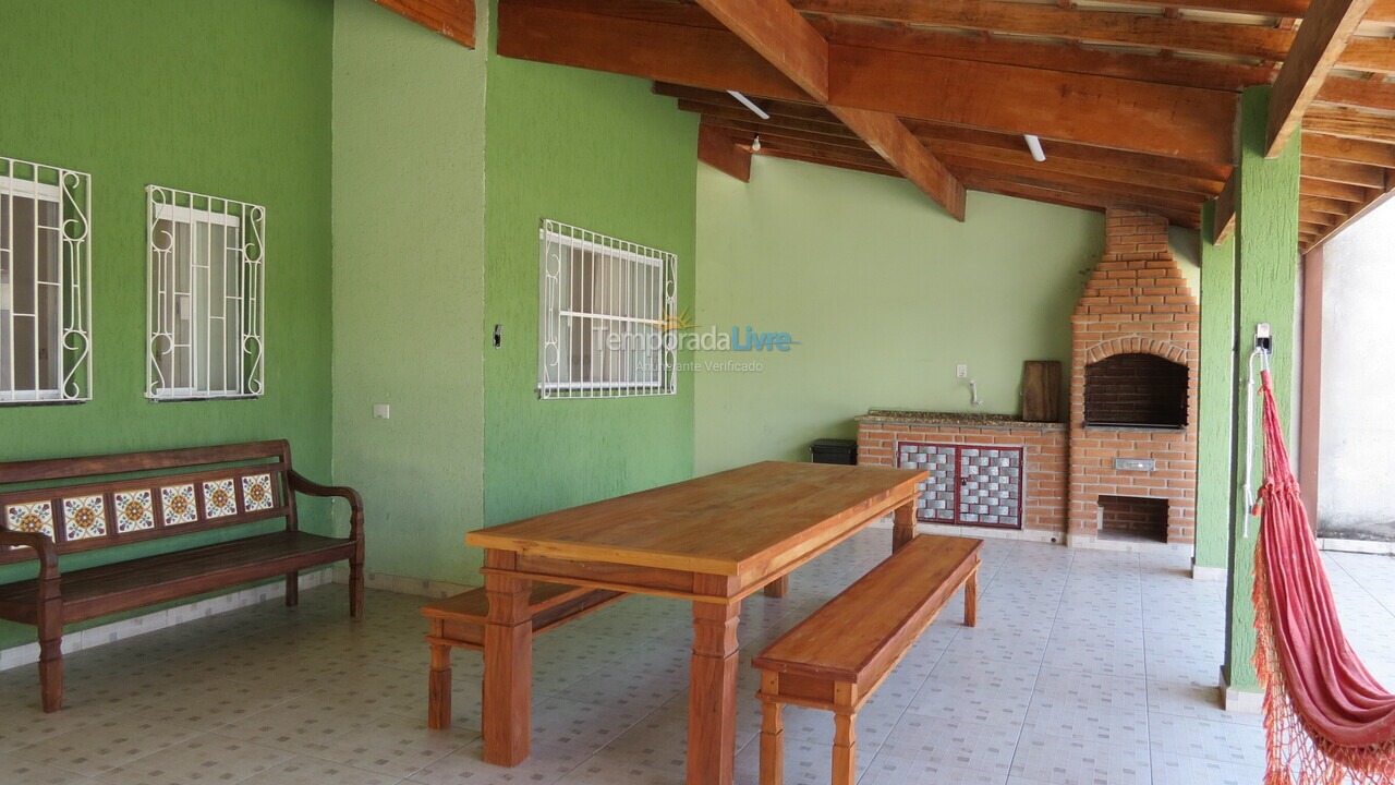 Casa para aluguel de temporada em Bertioga (Boraceia)