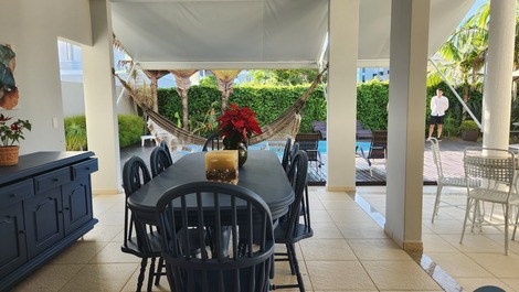 Casa em uma das melhores regiões de Jurerê Internacional