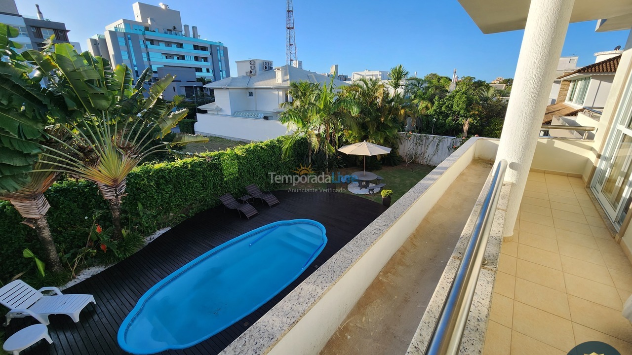 Casa para aluguel de temporada em Florianopolis (Jurerê Internacional)