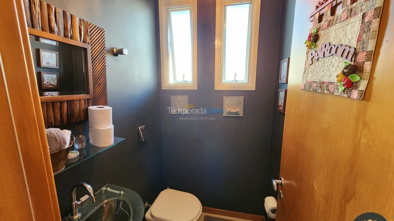 Casa para aluguel de temporada em Florianopolis (Jurerê Internacional)