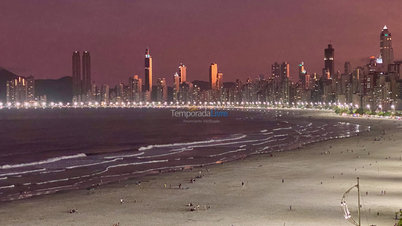 Apartment for vacation rental in Balneário Camboriú (Praia Central)