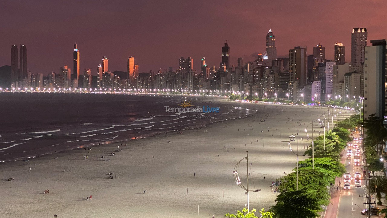 Apartment for vacation rental in Balneário Camboriú (Praia Central)