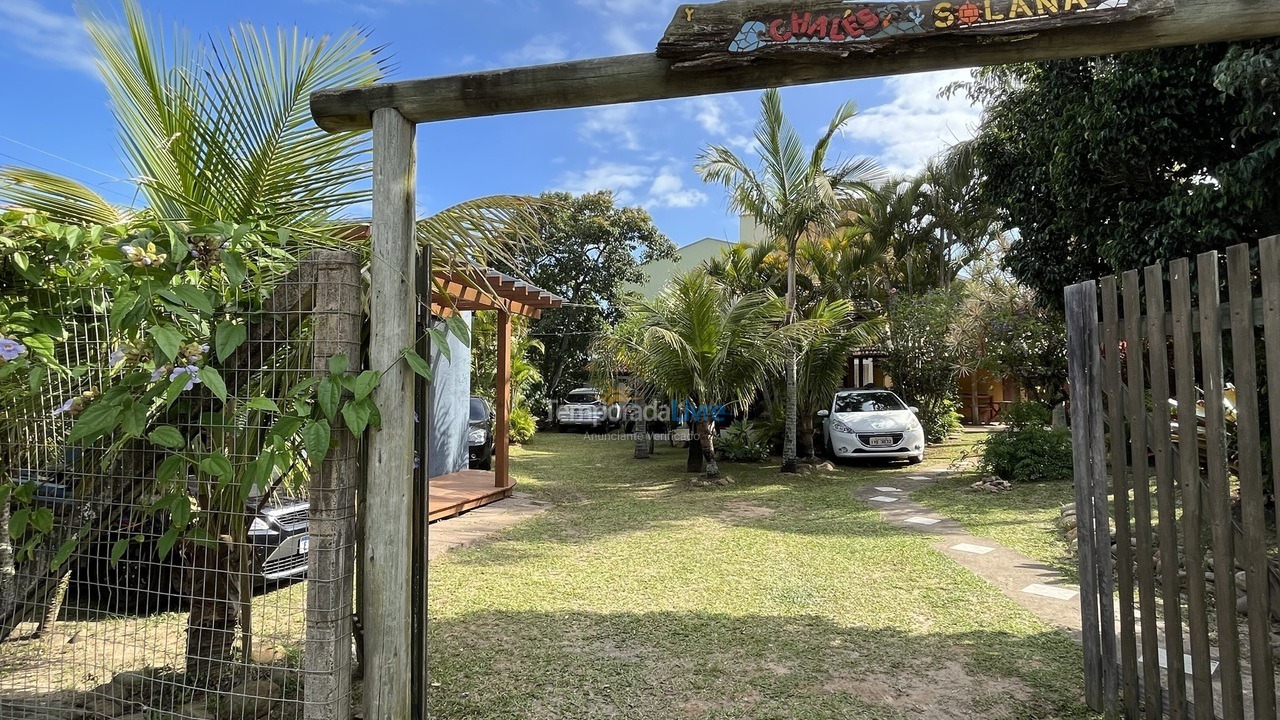 Casa para aluguel de temporada em Garopaba (Praia da Ferrugem)