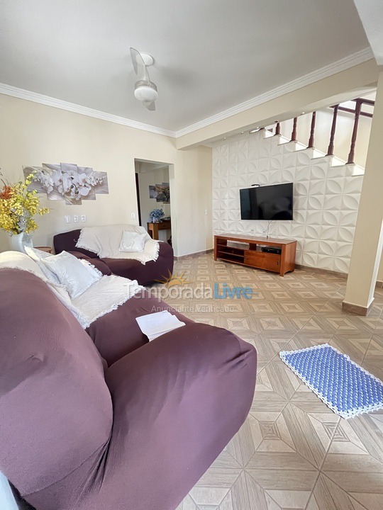 Casa para alquiler de vacaciones em Bertioga (Praia de Guaratuba)