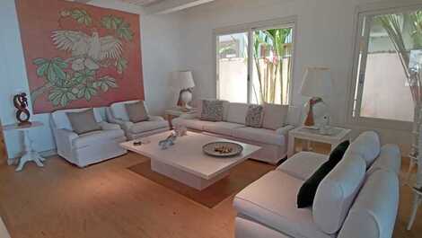 BEAUTIFUL HOUSE BEACH OF CAMBURIZINHO