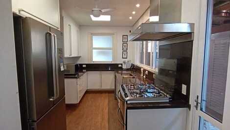 BEAUTIFUL HOUSE BEACH OF CAMBURIZINHO