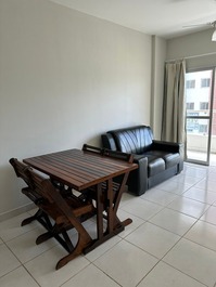 2 bedroom apartment with pool, WiFi and garage
