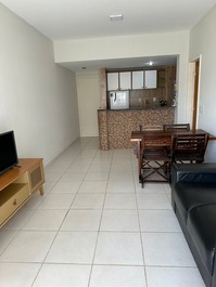 2 bedroom apartment with pool, WiFi and garage