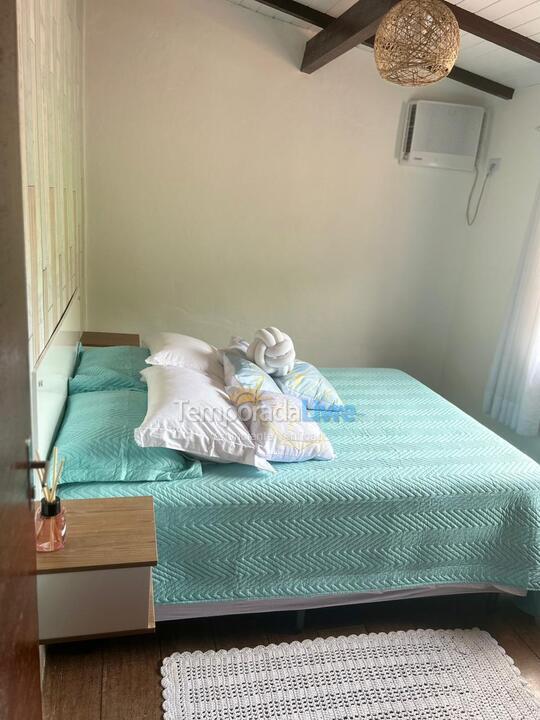 Casa para alquiler de vacaciones em Ilhabela (Portinho)