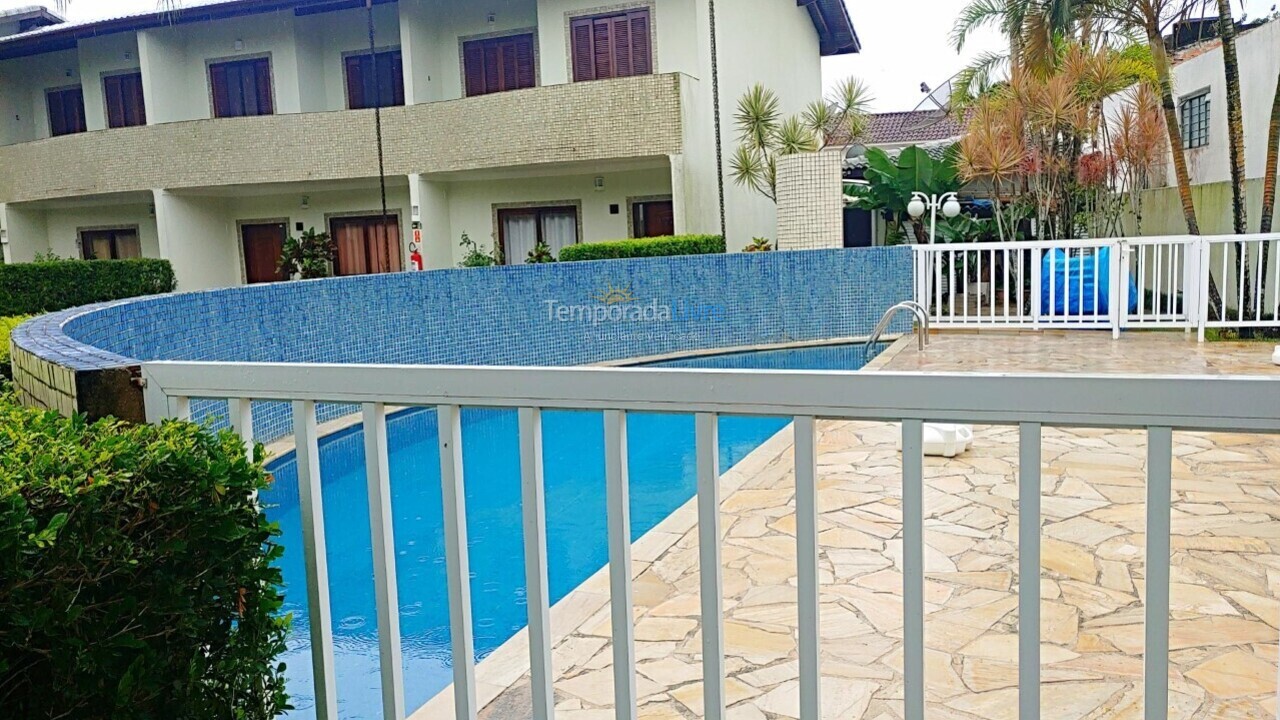 Casa para aluguel de temporada em Bertioga (Centro)