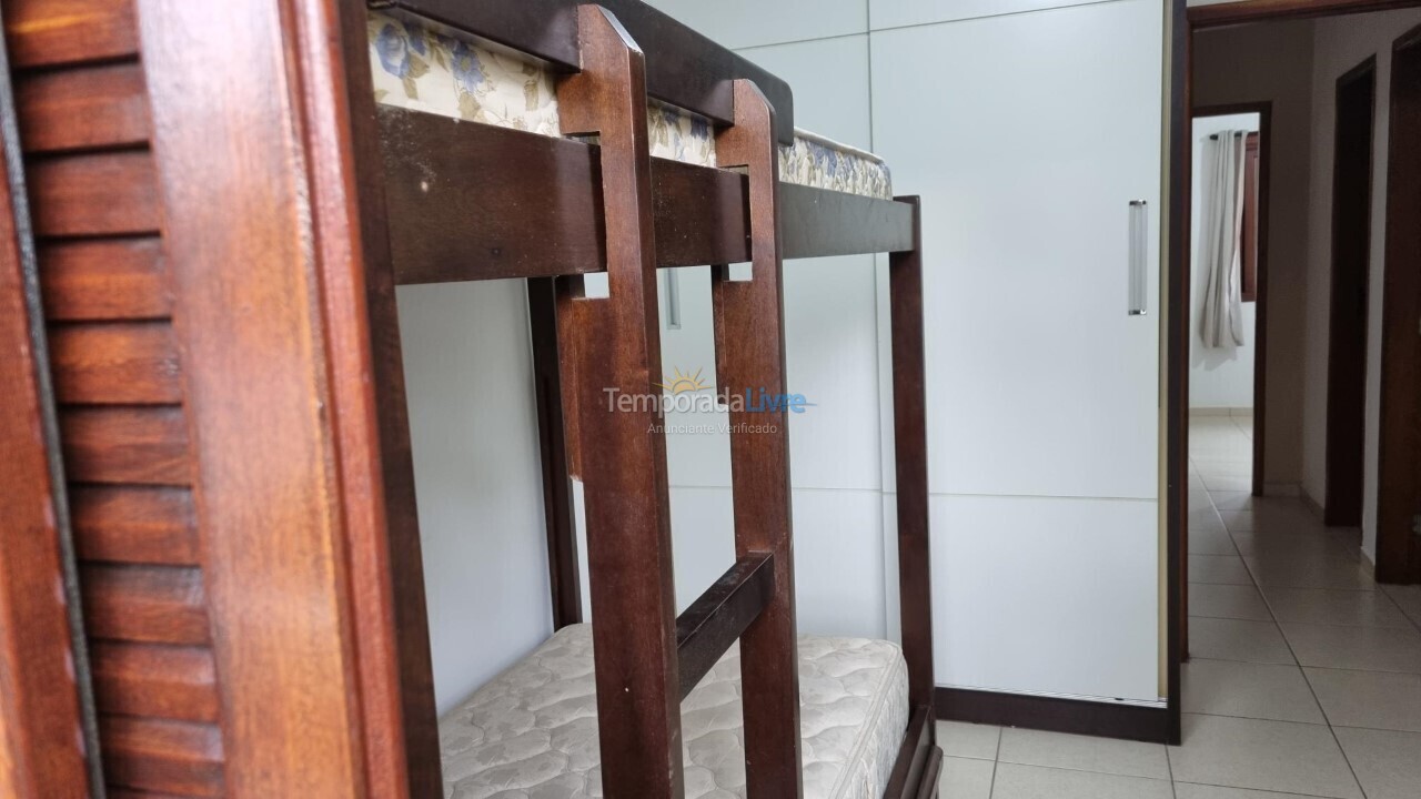 Casa para aluguel de temporada em Bertioga (Centro)