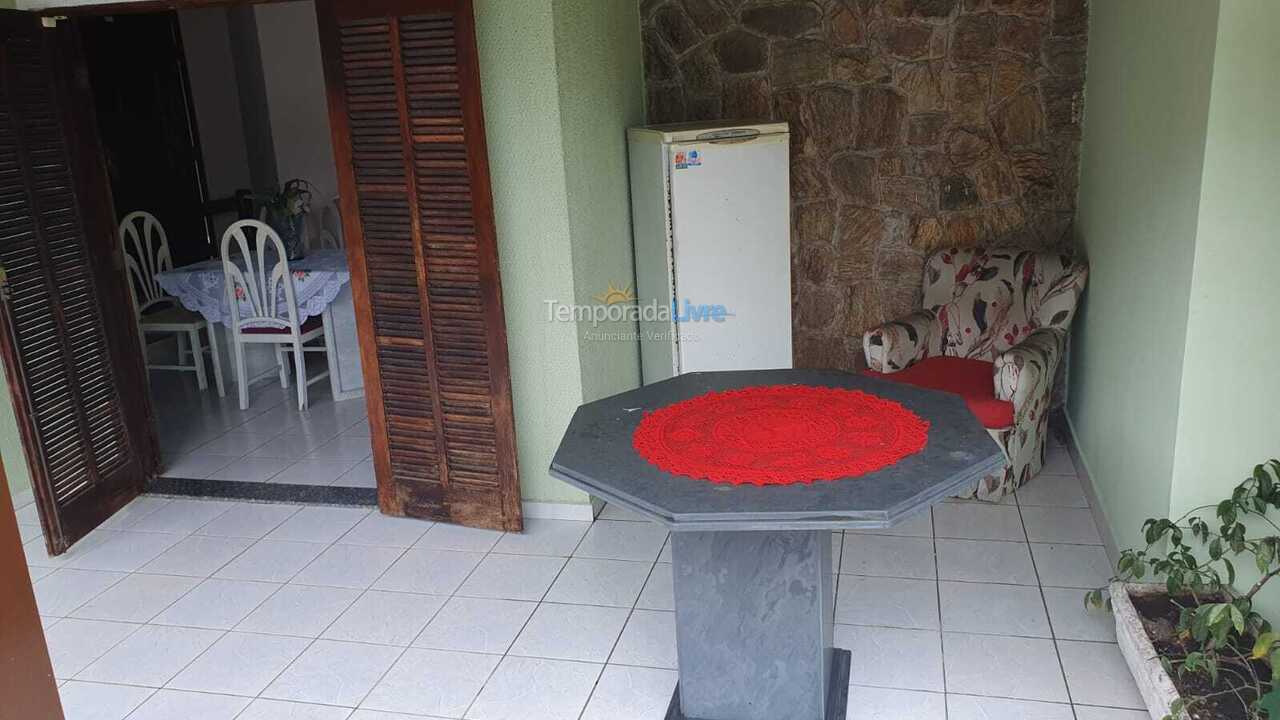 House for vacation rental in Caraguatatuba (Sumare)