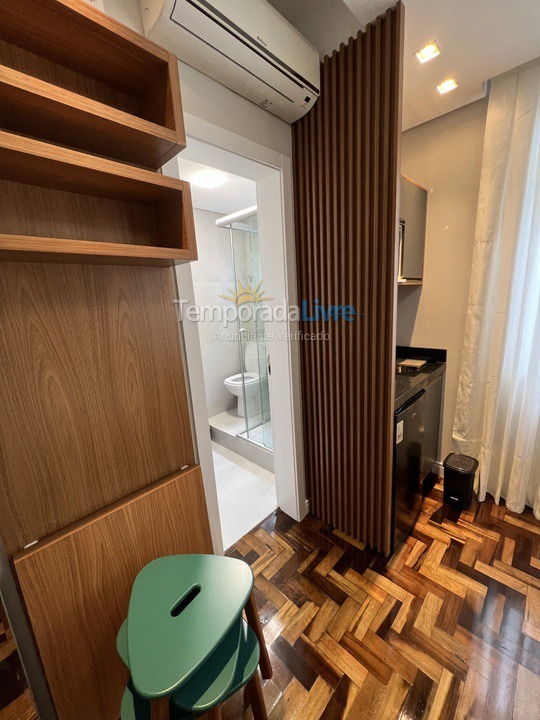 Apartamento para aluguel de temporada em Balneário Camboriú (Praia Central)