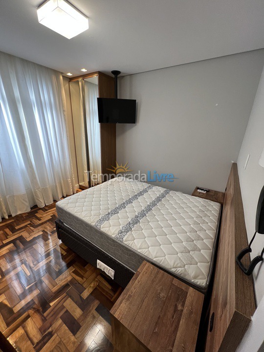 Apartamento para aluguel de temporada em Balneário Camboriú (Praia Central)