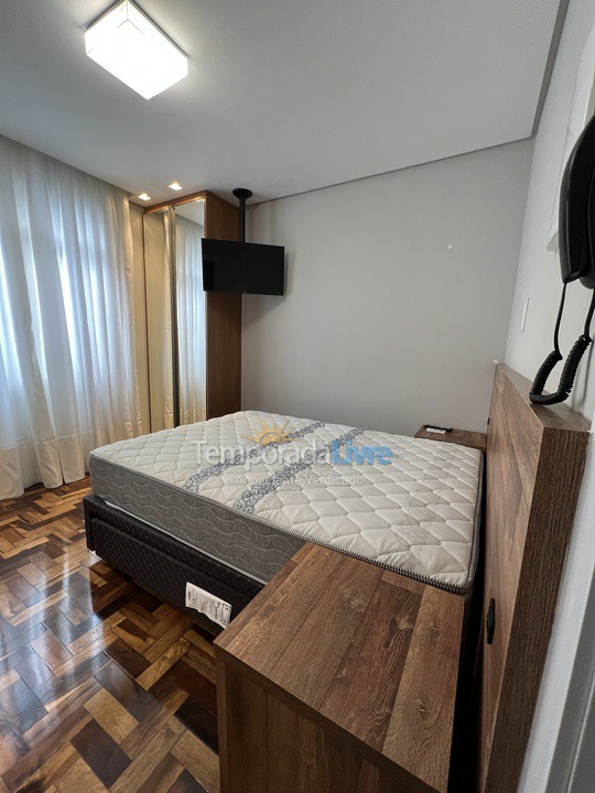 Apartamento para aluguel de temporada em Balneário Camboriú (Praia Central)