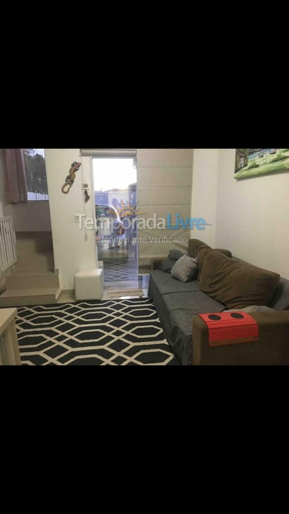 Casa para aluguel de temporada em Florianópolis (Praia do Moçambique)