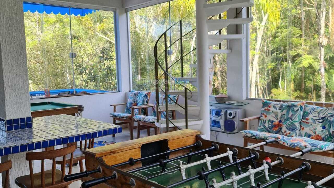 Chácara / sítio para aluguel de temporada em Suzano (Palmeiras)