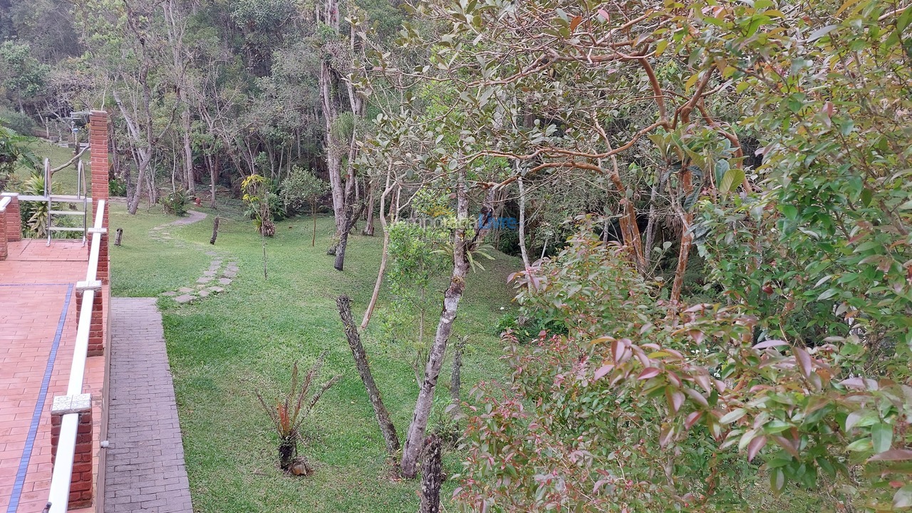 Chácara / sítio para aluguel de temporada em Suzano (Palmeiras)