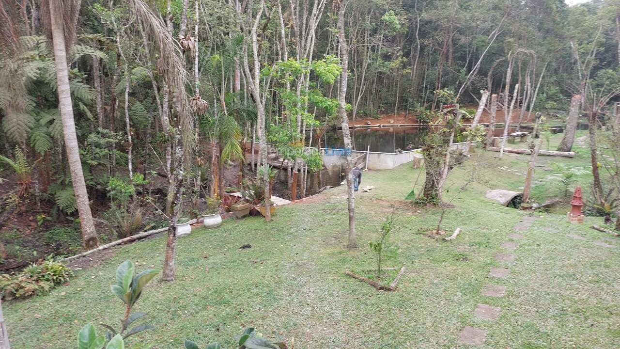 Chácara / sítio para aluguel de temporada em Suzano (Palmeiras)