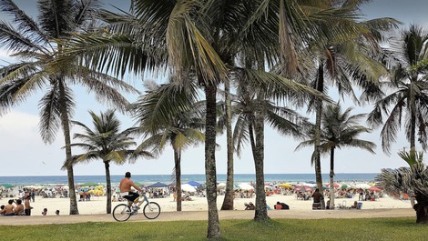 Apartamento para alugar em Guarujá - Pitangueiras