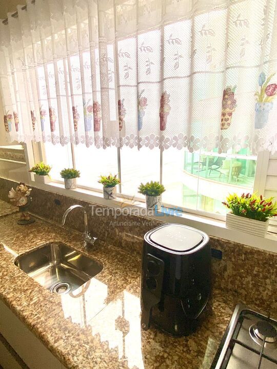 Apartamento para aluguel de temporada em Balneário Camboriú (Praia Central)