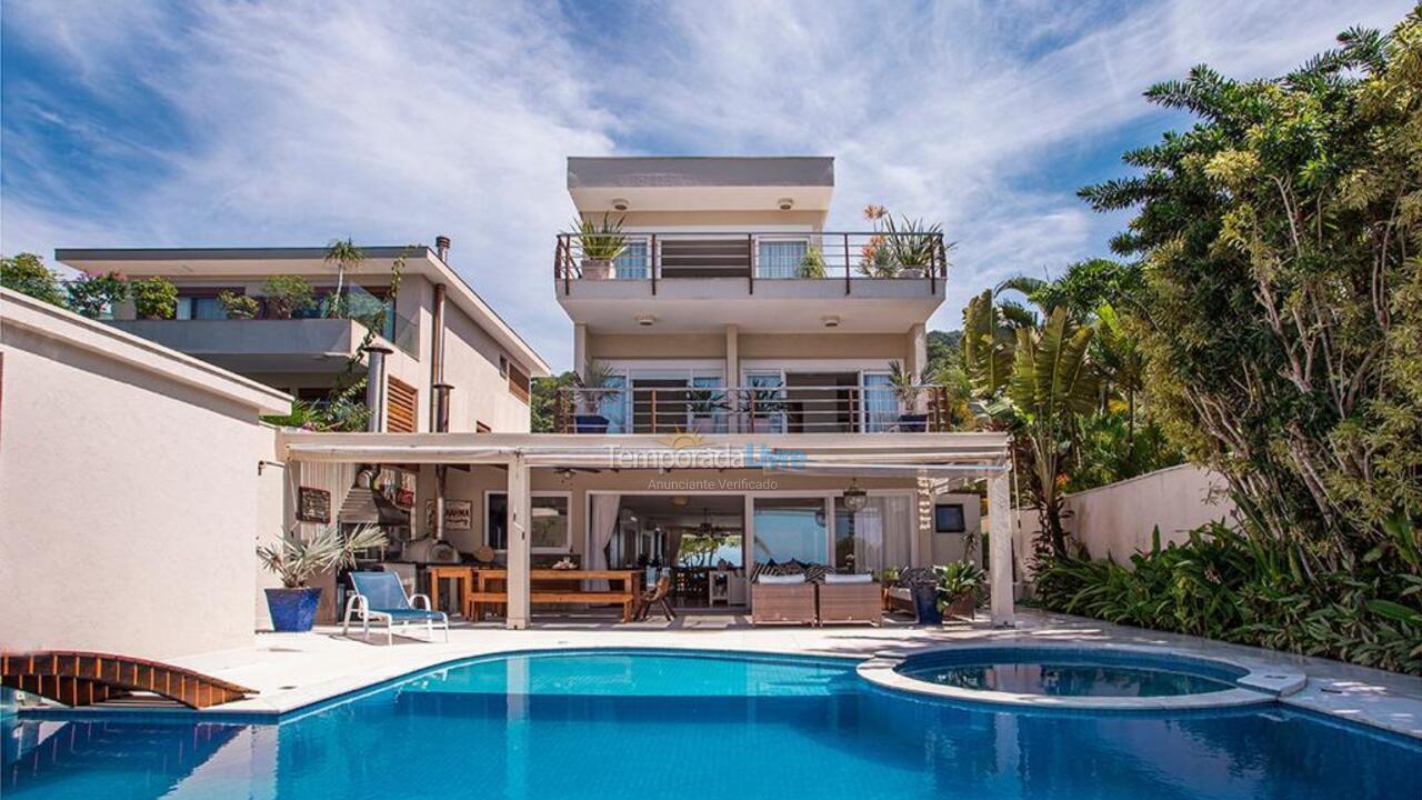 Casa para aluguel de temporada em São Sebastião (Juquehy)