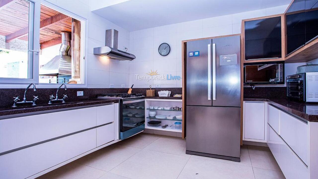 Casa para aluguel de temporada em São Sebastião (Juquehy)