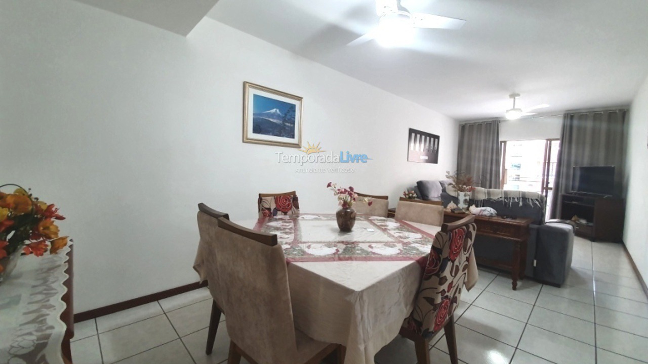 Apartment for vacation rental in Itapema (Meia Praia)