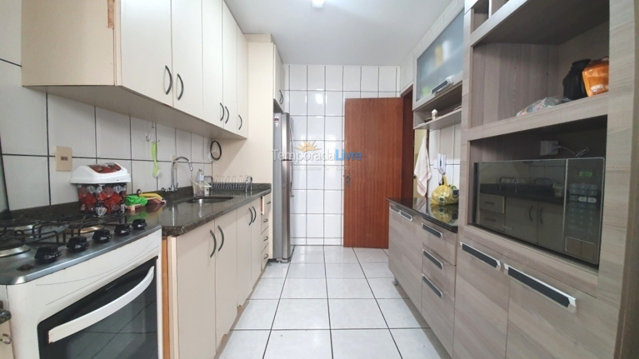 Apartment for vacation rental in Itapema (Meia Praia)