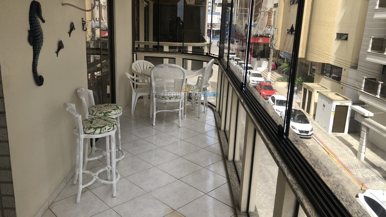 Apartment for vacation rental in Itapema (Centro)