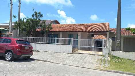 Casa para alugar em São Francisco do Sul - Praia Grande