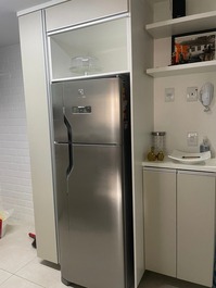 Apartamento 2 dormitorios Praia da Costa - totalmente climatizado - edificio frente al mar