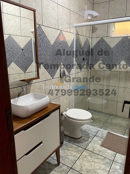 Casa para aluguel de temporada em Bombinhas (Canto Grande)