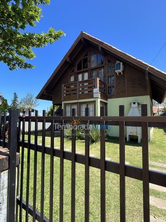 Casa para alquiler de vacaciones em Garopaba (Praia da Ferrugem)