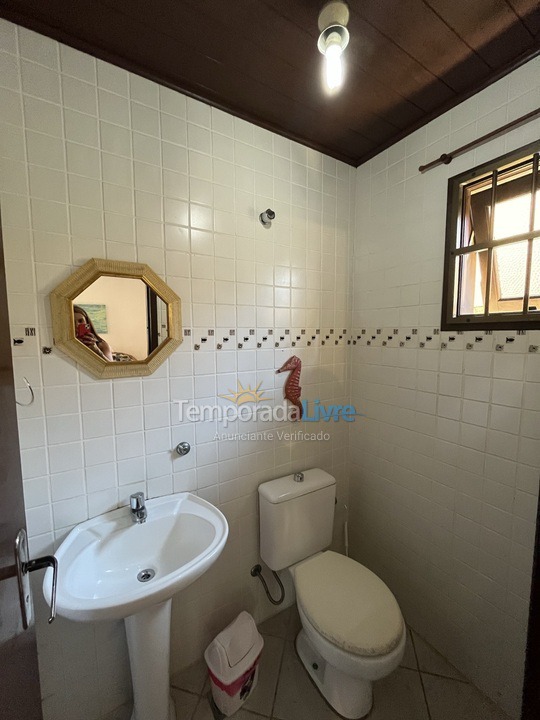 Casa para alquiler de vacaciones em Garopaba (Praia da Ferrugem)