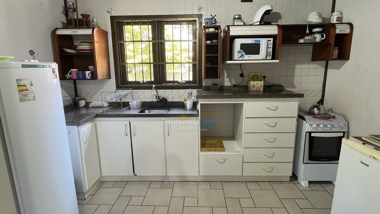 Casa para alquiler de vacaciones em Garopaba (Praia da Ferrugem)