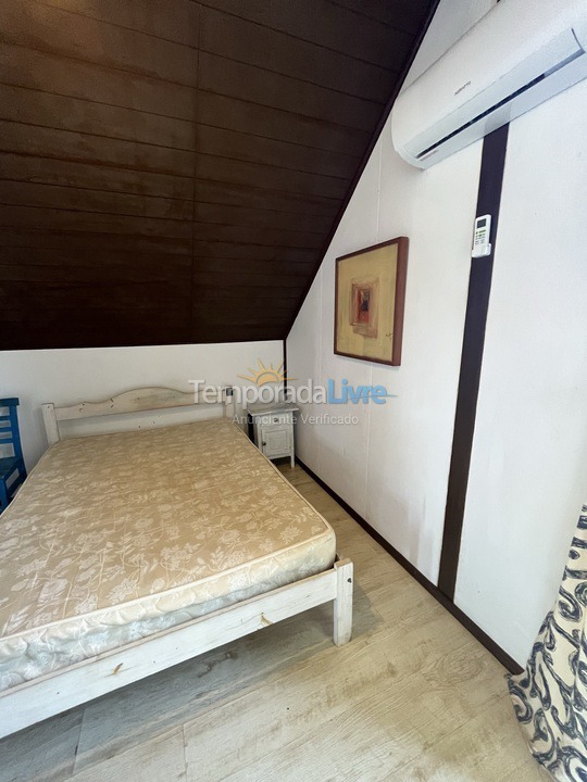 Casa para alquiler de vacaciones em Garopaba (Praia da Ferrugem)