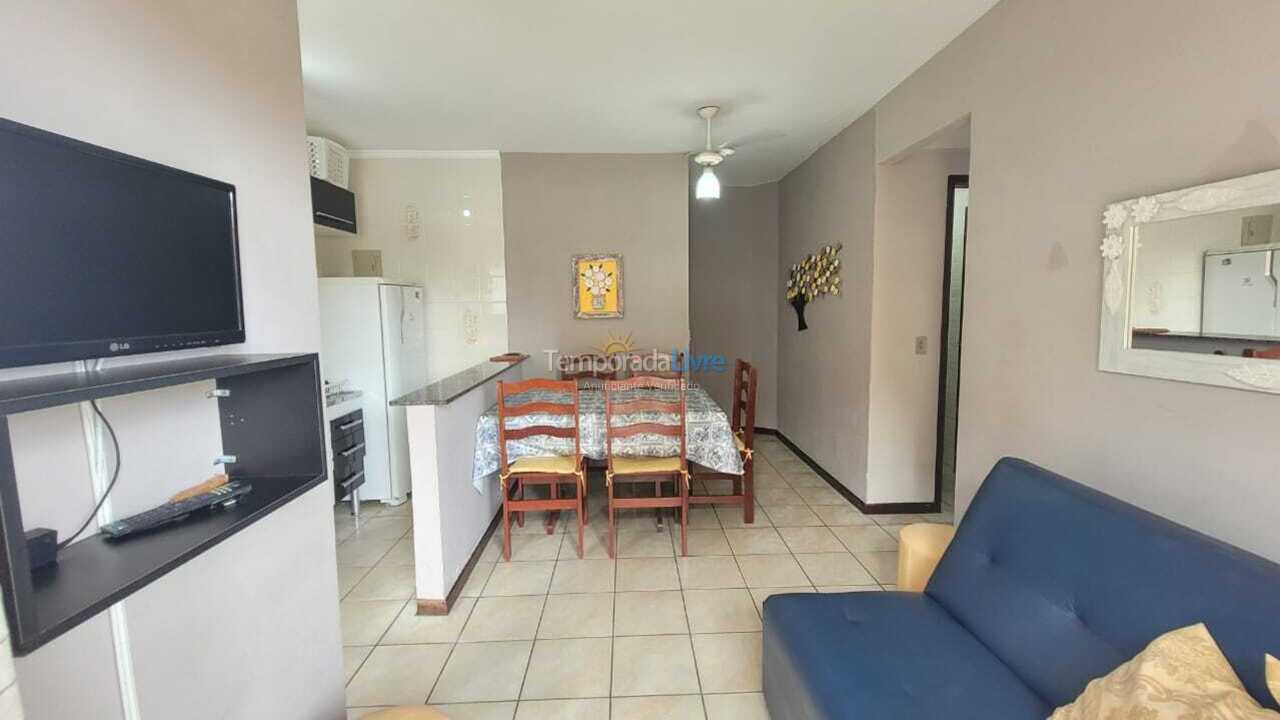 Apartamento para aluguel de temporada em Ubatuba (Praia Grande)