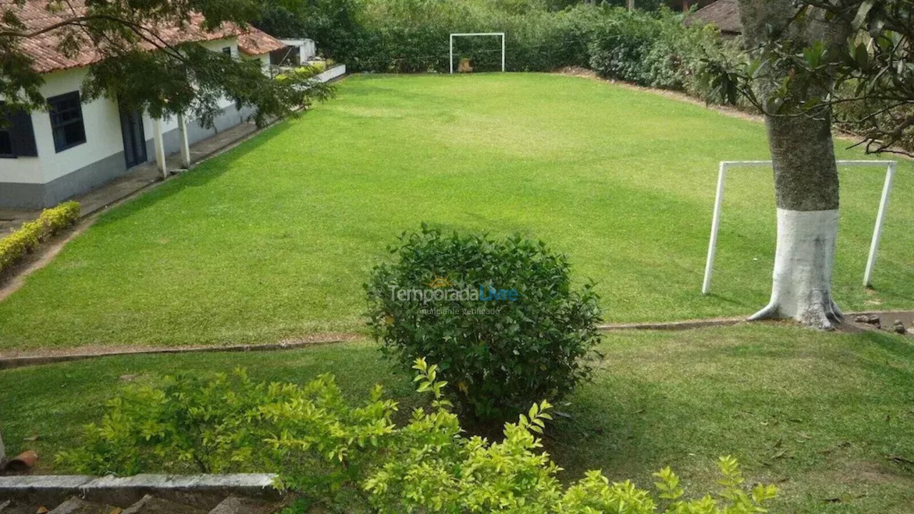 Granja para alquiler de vacaciones em Engenheiro Paulo de Frontin (Alto do Chafre)