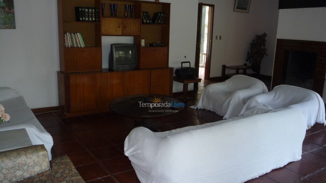 Granja para alquiler de vacaciones em Engenheiro Paulo de Frontin (Alto do Chafre)