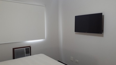 Quarto casal tv smart