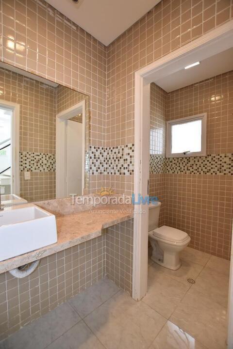 Casa para aluguel de temporada em Guarujá (Enseada)