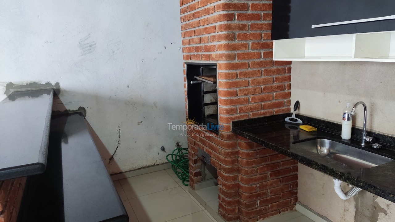 Casa para alquiler de vacaciones em Olímpia (Coabh Iv)