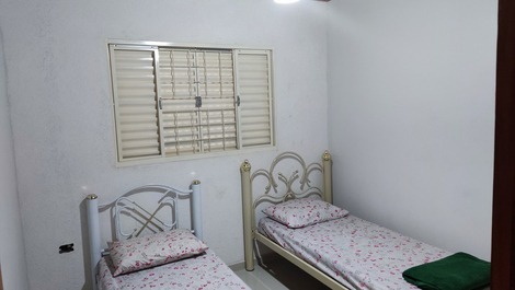 Casa de temporada a 900 metros del balneario de los naranjos