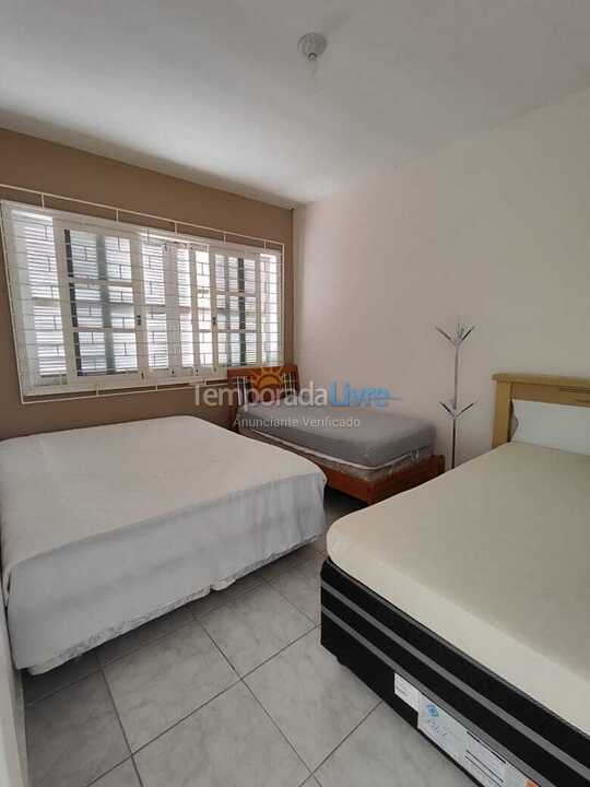 Casa para aluguel de temporada em Pontal do Paraná (Praia de Leste)