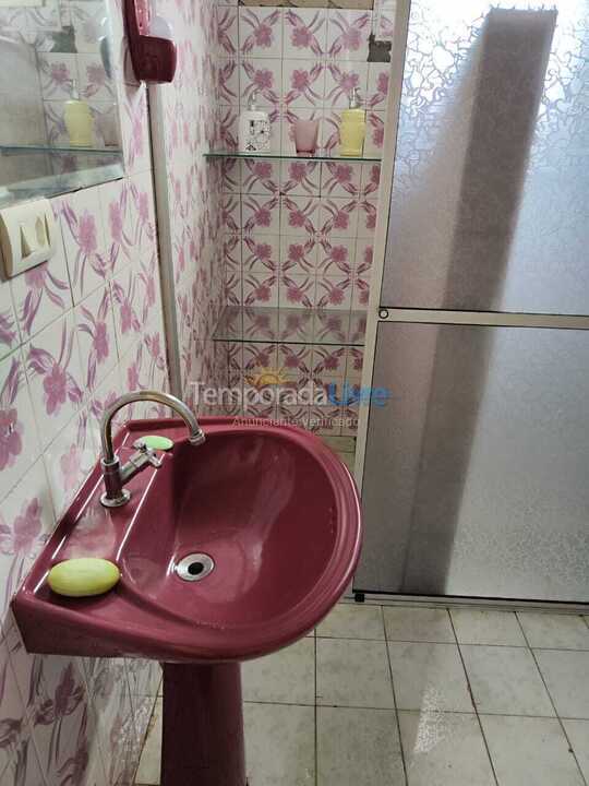 Casa para aluguel de temporada em Pontal do Paraná (Praia de Leste)