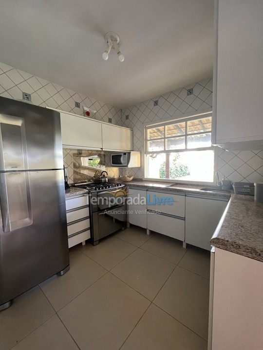 Casa para aluguel de temporada em Guaratuba (Barra do Saí)