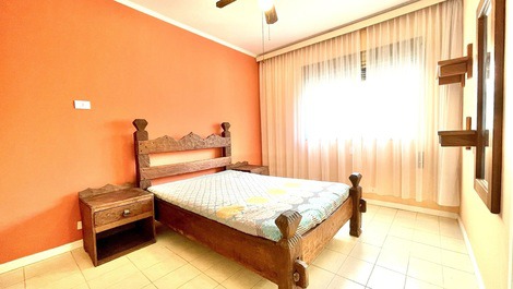 Apartment in Enseada in the Casa Grande Hotel Region for 10 People